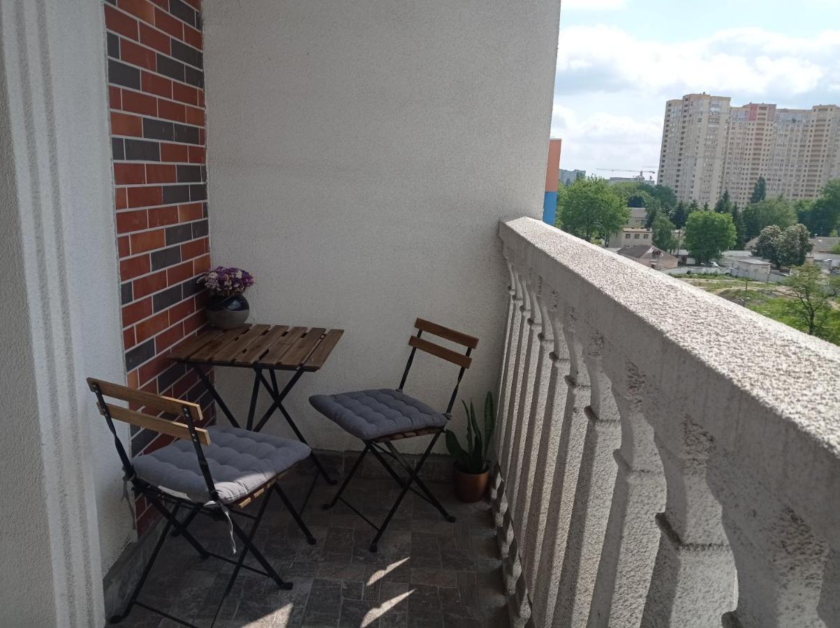 New England Deluxe Apartment Kiev Eksteriør billede