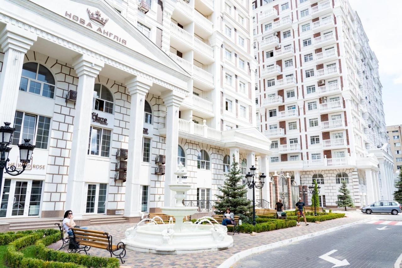 New England Deluxe Apartment Kiev Eksteriør billede